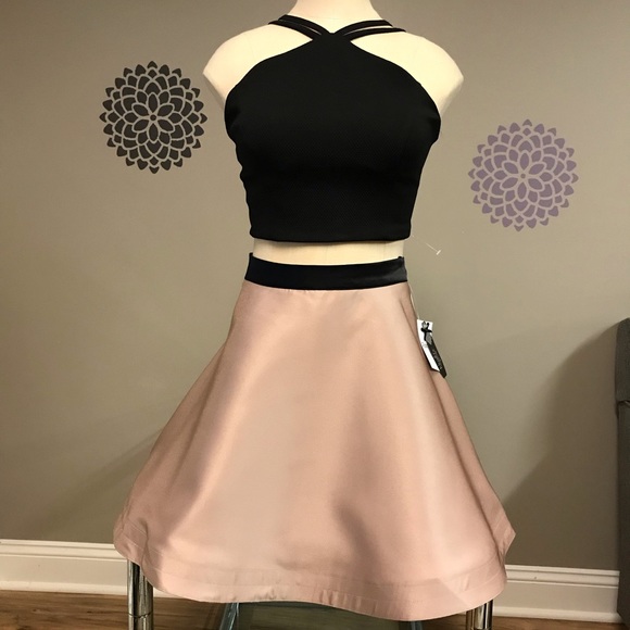 Tweeze Me Dresses & Skirts - 🌷 NWT! 2-piece Homecoming, Prom, Formal Dress